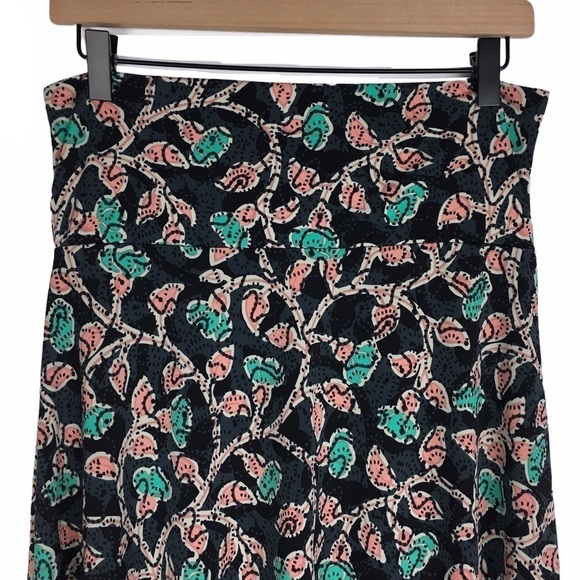LULAROE Azure Skirt Floral Leaves Leaf Dot Boho Knee Length Stretchy Size Medium - Picture 3 of 10